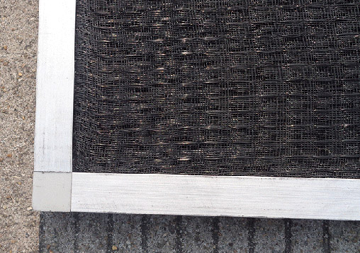 尼龍網(wǎng)空調(diào)過濾器主要應(yīng)用于集中通風(fēng)空調(diào)系統(tǒng)預(yù)過濾處。