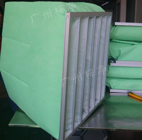 過濾棉袋式初效過濾器采用過濾棉縫制袋。