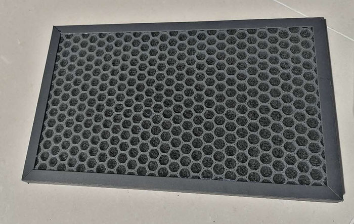 顆?；钚蕴窟^濾器又稱為顆粒活性炭過濾網(wǎng)或顆?；钚蕴靠諝膺^濾器